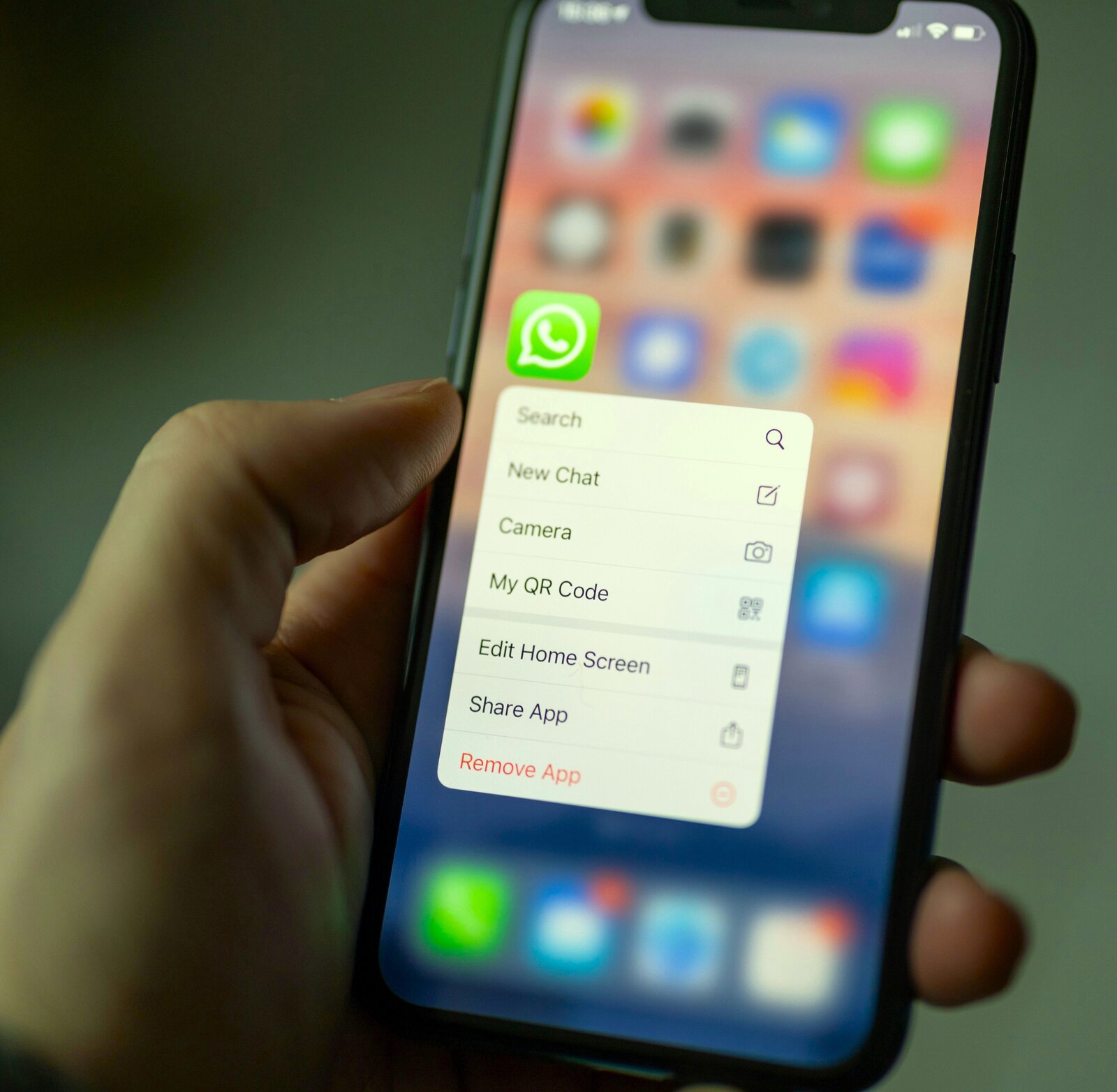 Пользуйтесь WhatsApp с Browsec VPN